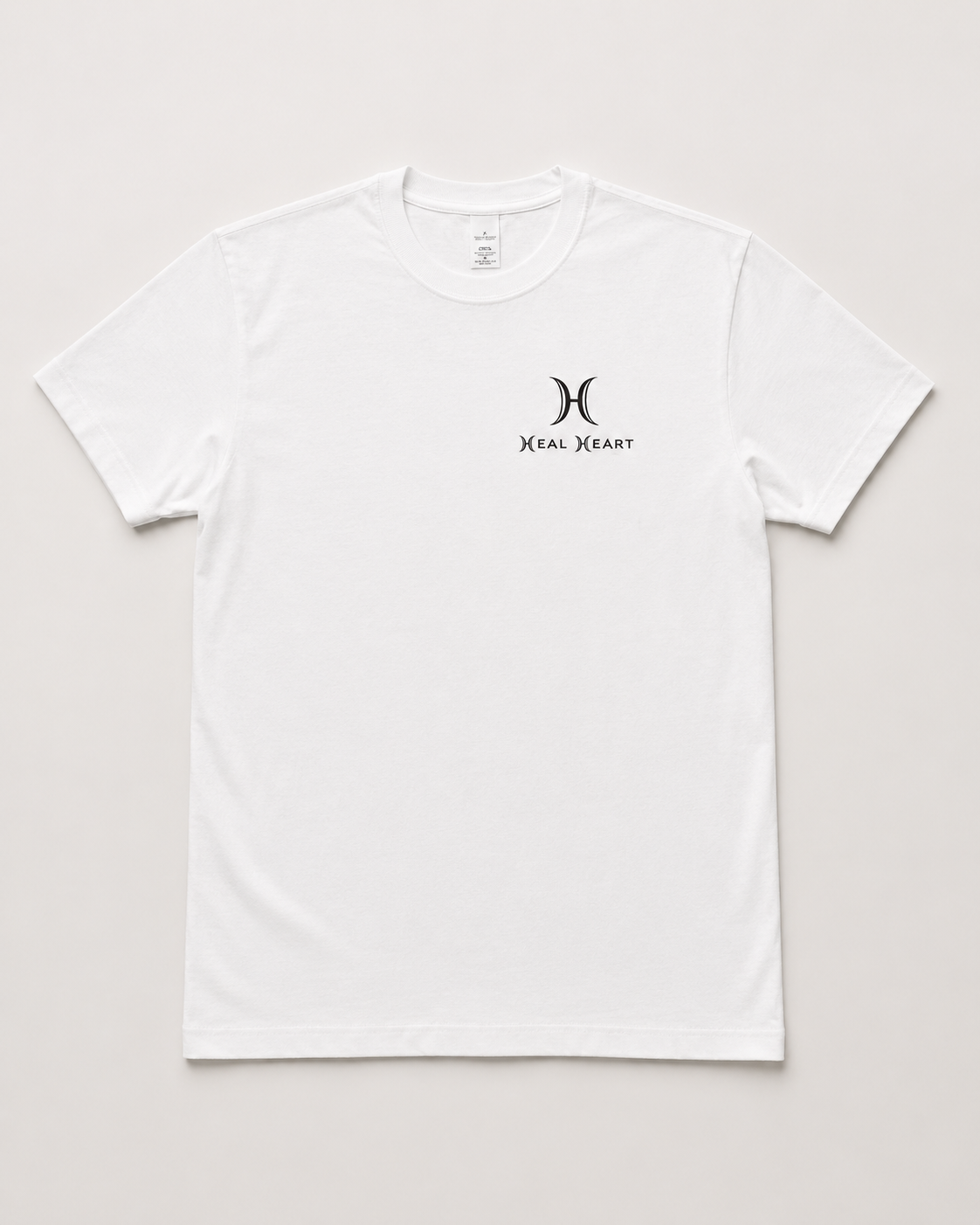 Short sleeve t-shirt with complete black logo